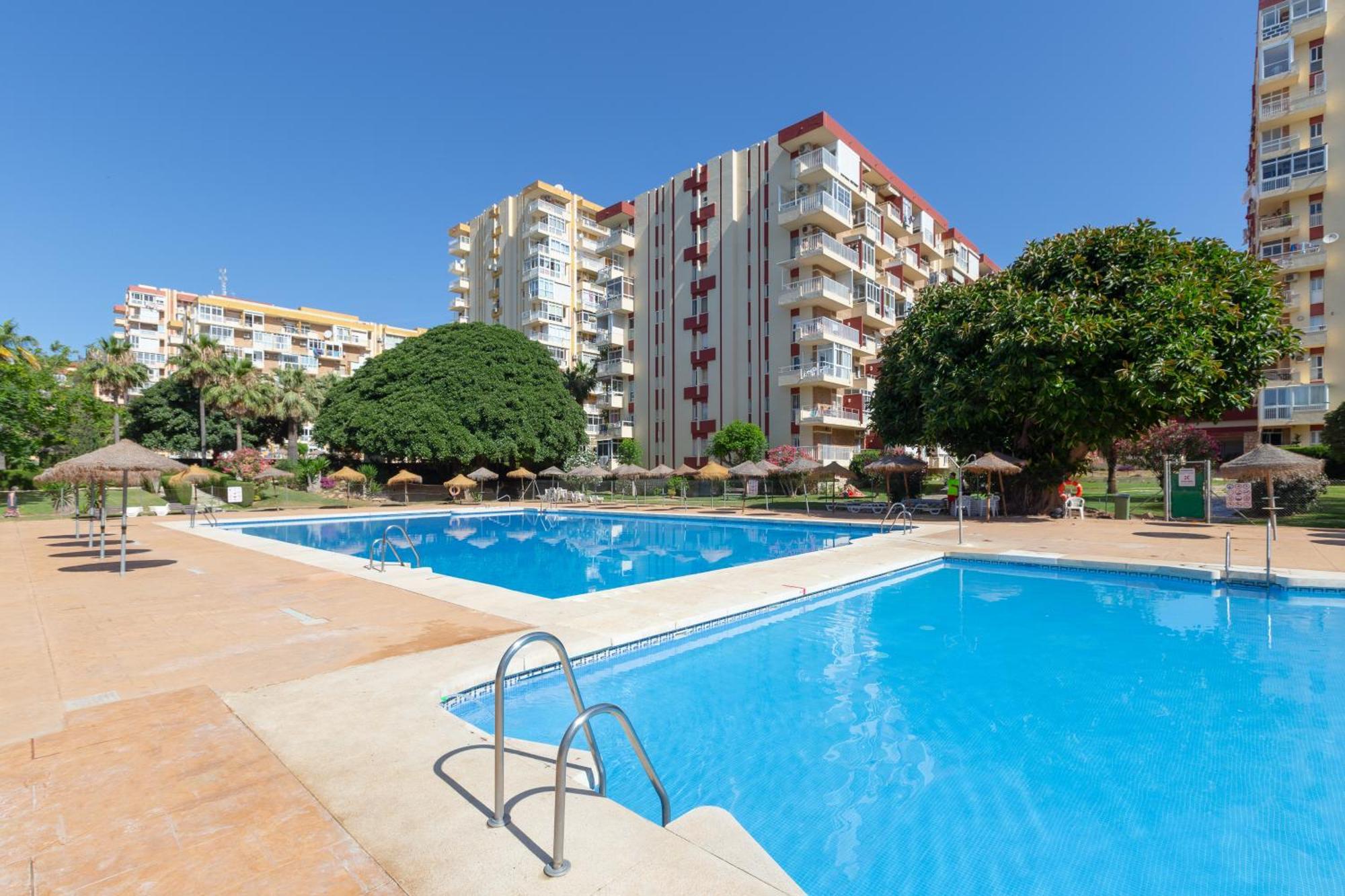 Gamonal Beach Studio Benalmadena Bagian luar foto